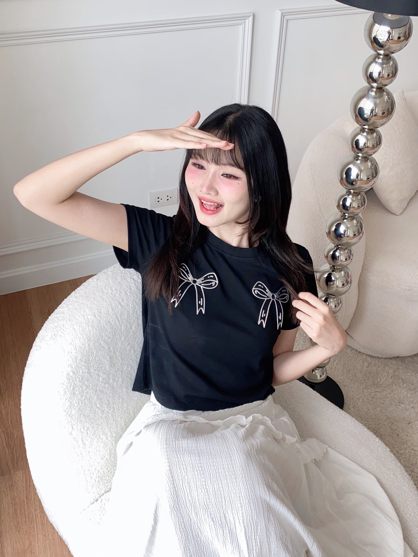 Ribbon Charm Tee - Black